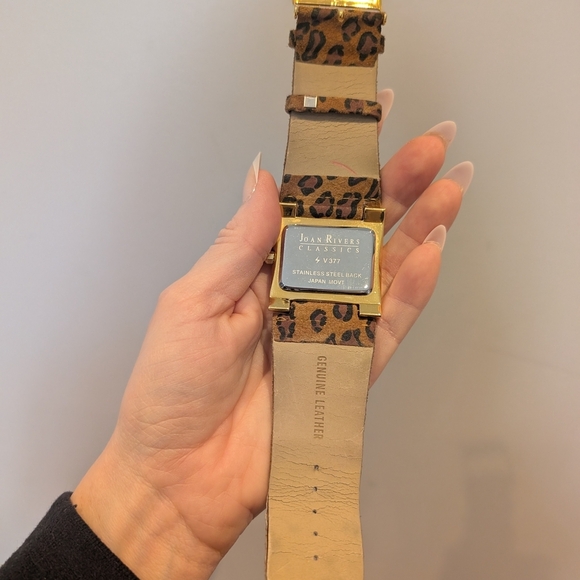 Joan Rivers Gold and Brown Smartwatch with Bold Design - Picture 5 of 11